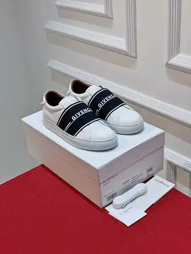 Zapatos Givenchy para hombre y mujer Código: 0318C40 Talla: Mujer 35-41, Hombre 38-45