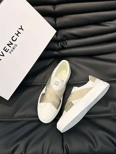 Zapatos de hombre Givenchy Código: 0304B40 Talla: 38-44 (45 personalizados)