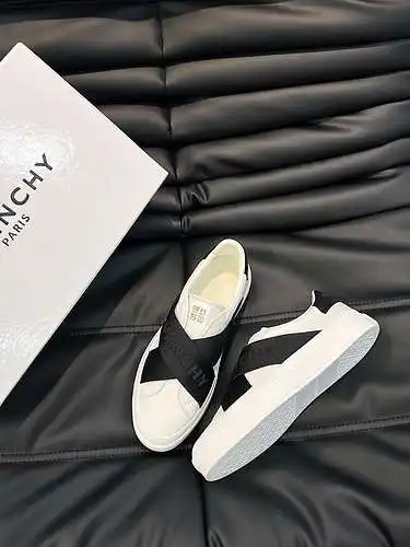 Zapatos de hombre Givenchy Código: 0304B40 Talla: 38-44 (45 personalizados)