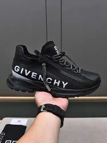 Zapatos de hombre Givenchy Código: 0305C10 Talla: 38-44 (45 personalizados)