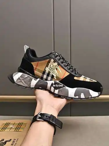 Zapatos de hombre Burberry Código: 0317B50 Talla: 38-44 (45 personalizados)