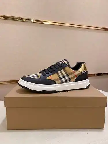 Zapatos de hombre Burberry Código: 0314B40 Talla: 38-44