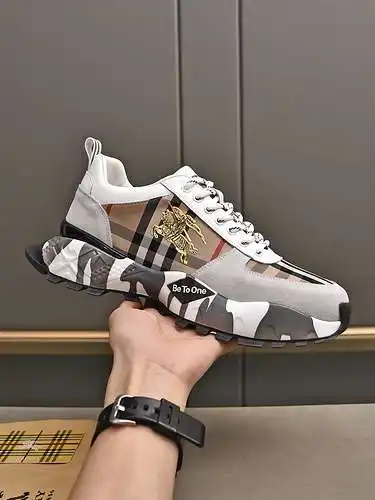 Zapatos de hombre Burberry Código: 0317B50 Talla: 38-44 (45 personalizados)