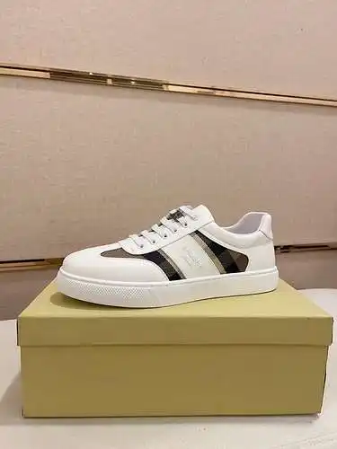Zapatos de hombre Burberry Código: 0313B60 Talla: 38 a 44
