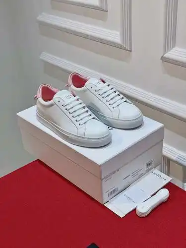 Zapatos Givenchy para hombre y mujer Código: 0318C40 Talla: Mujer 35-41, Hombre 38-45
