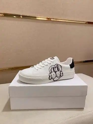 Zapatos de hombre Givenchy Código: 0228B40 Talla: 38-45 (45 personalizados)