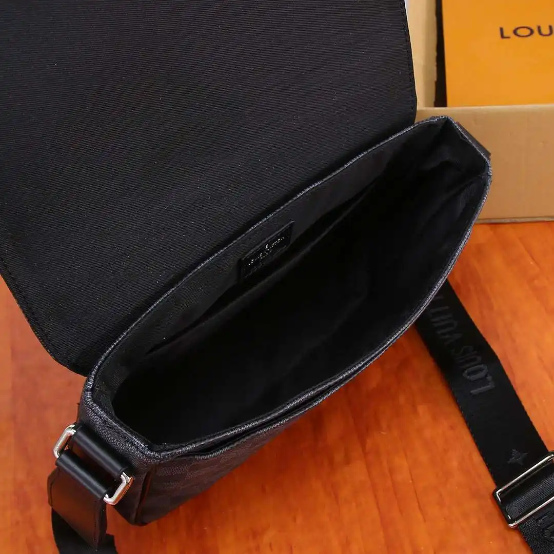 KK02650 (5).webp