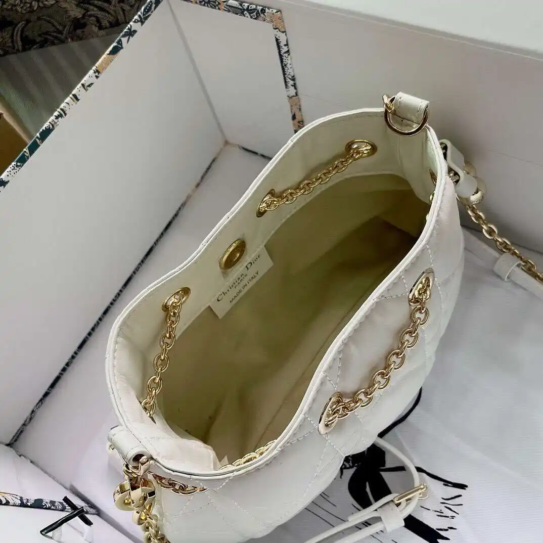 KK01850 (10).webp