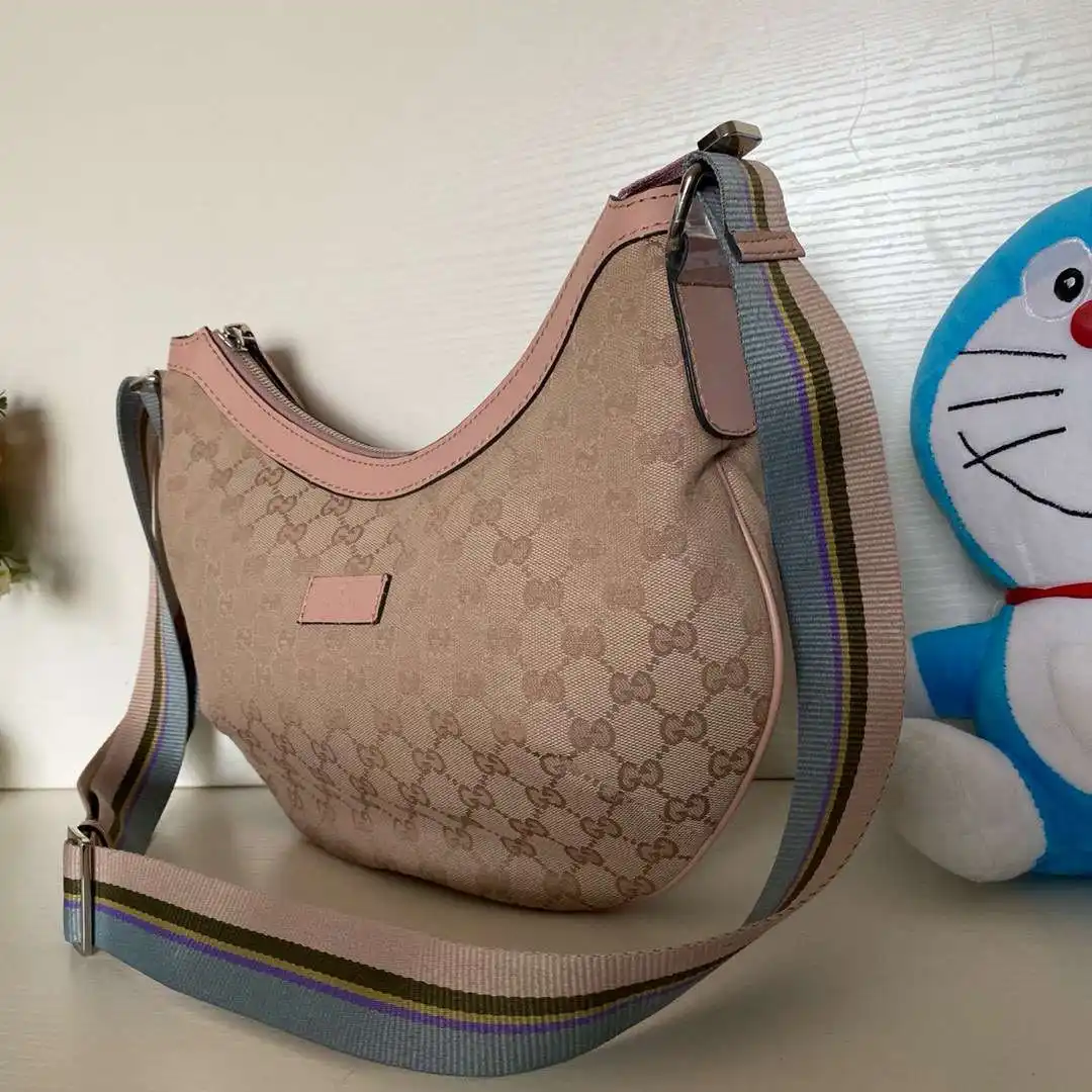 KK01850 (12).webp