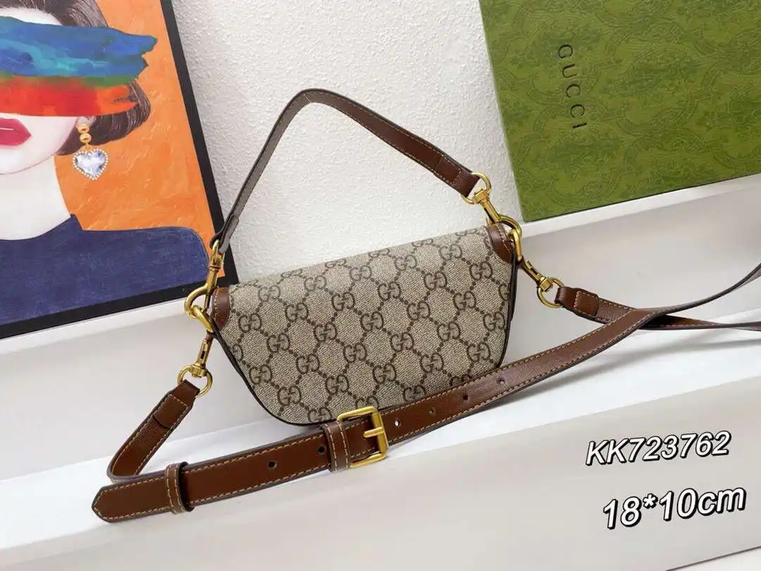 KK01950 (2).webp