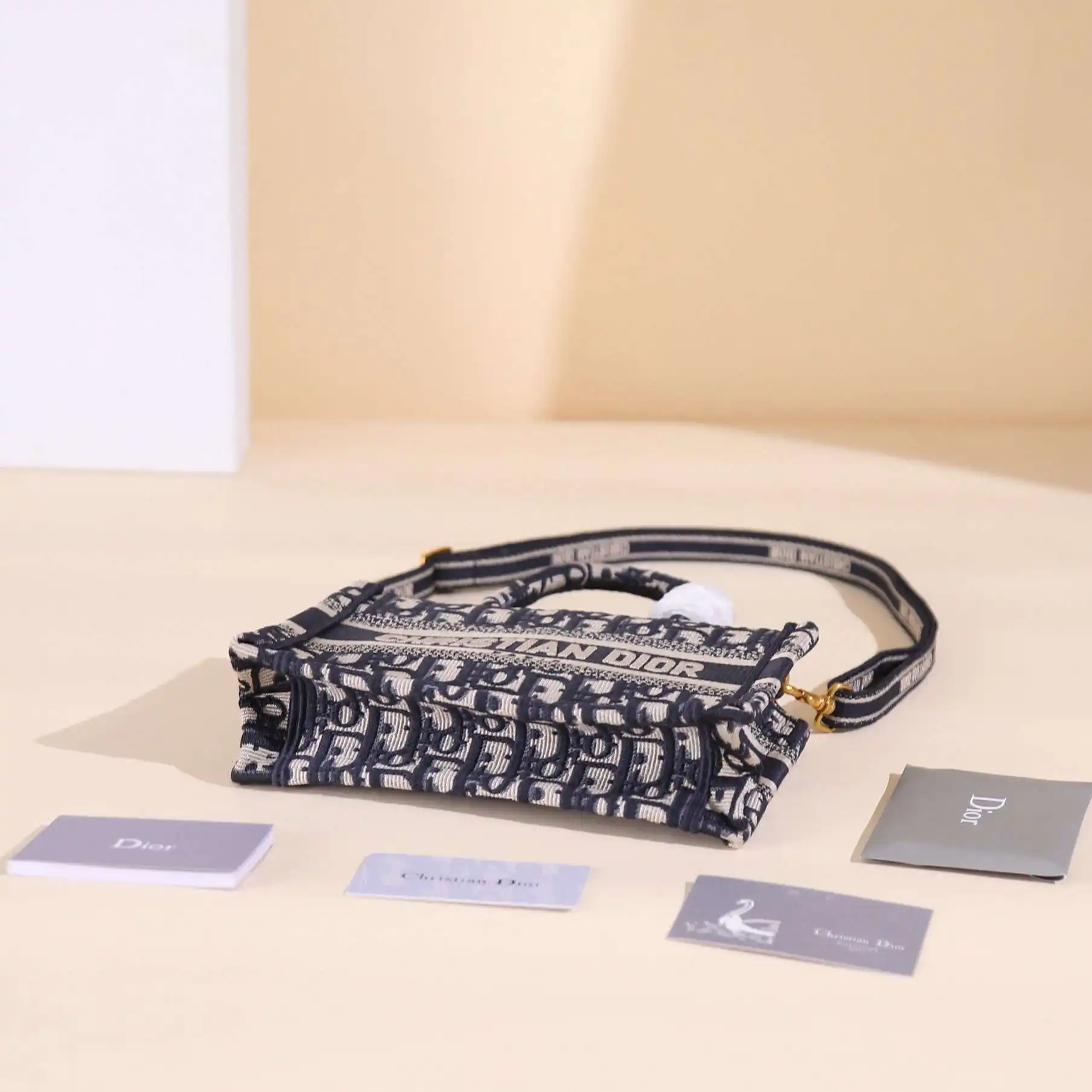 KK03350 (4).webp