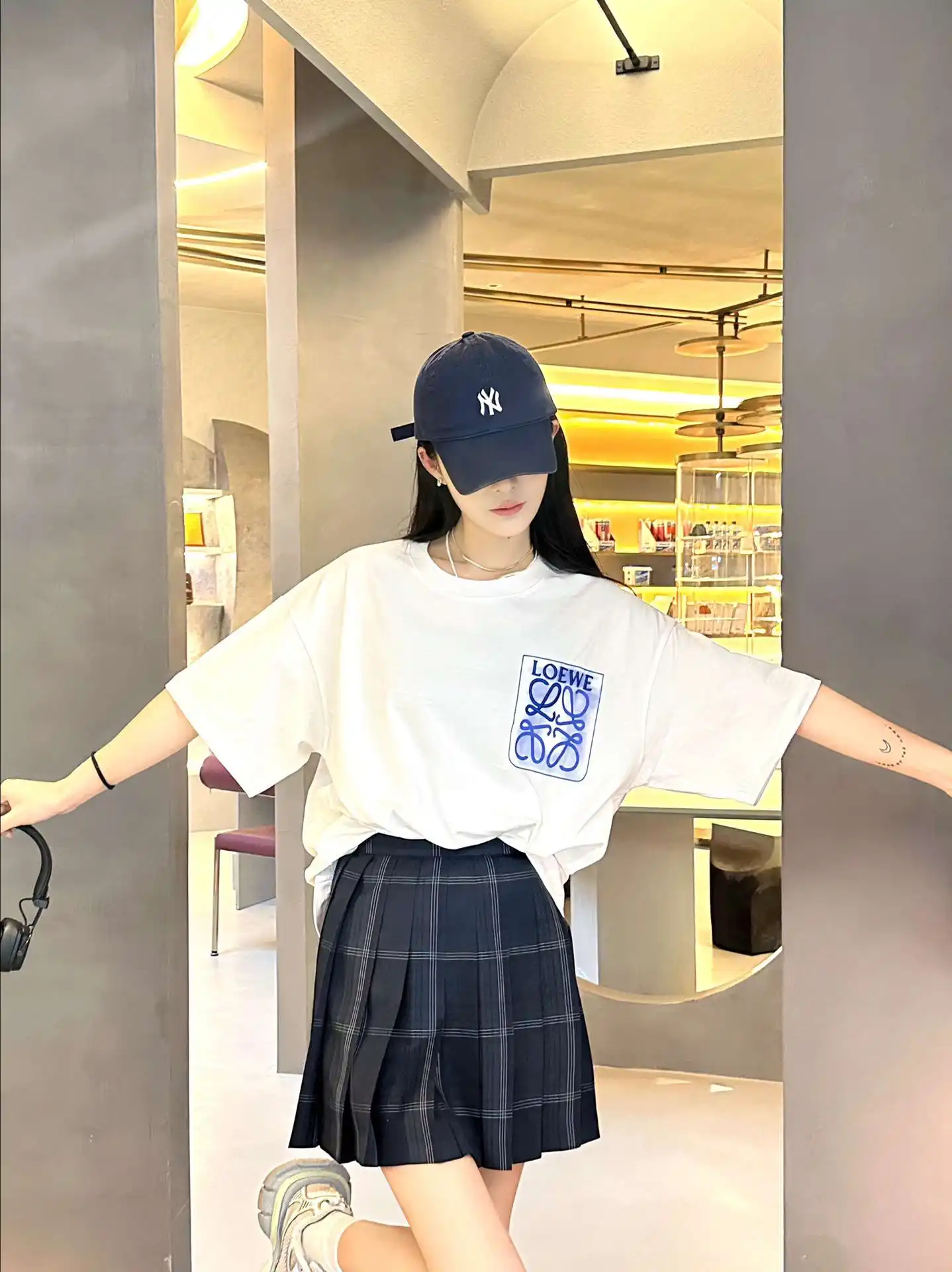 1711688677773.webp