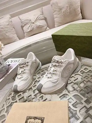 Zapatos GUCCI para hombre y mujer Código: 0325D50 Talla: Mujer: 35-40 (personalizado para mujer 40) 