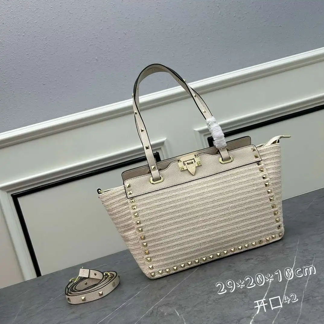KK03050 (16).webp