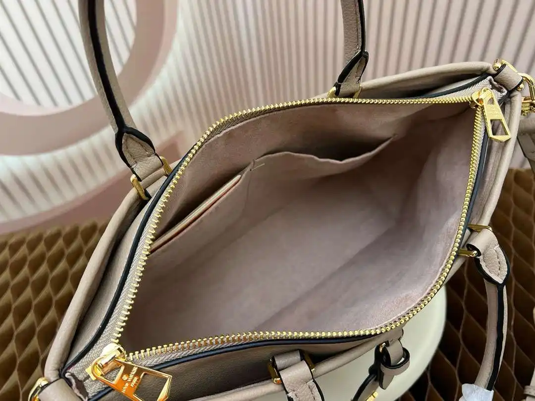 KK01850 (10).webp