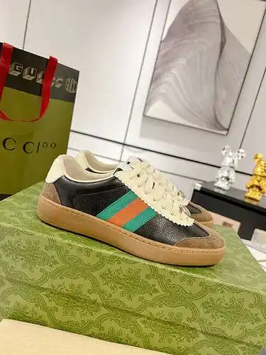 Zapatos GUCCI para hombre y mujer Código: 0325C40 Talla: 35-44