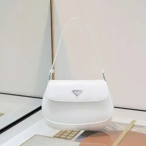 Bolso de axila Bolso de mujer Pu@da Bolso bandolera Pu@da Fabricado en piel de vacuno original impor