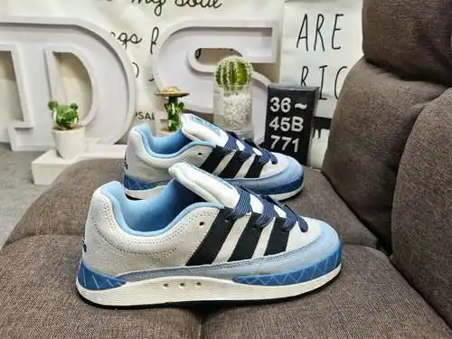 771D/adidas adimatic sneakers "Shark Bun Shoes" abre una nueva colaboración, uniéndose al 