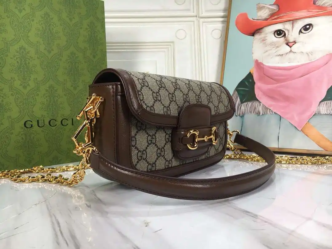KK01950 (27).webp