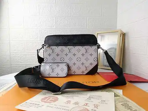 Bolso bandolera Bolso de hombre LL Bolso bandolera LL Fabricado en piel de vacuno original importada