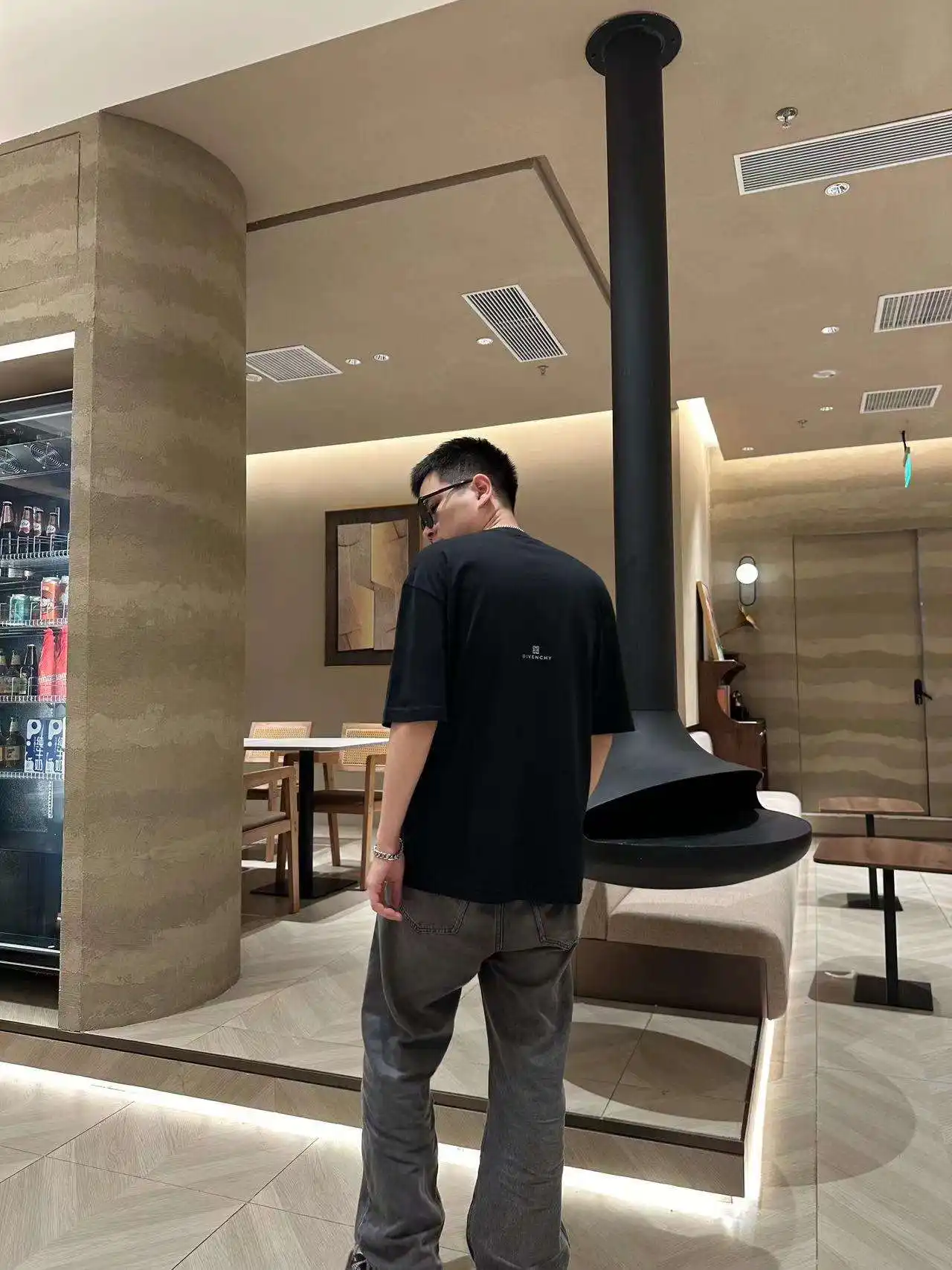 1711774787179.webp