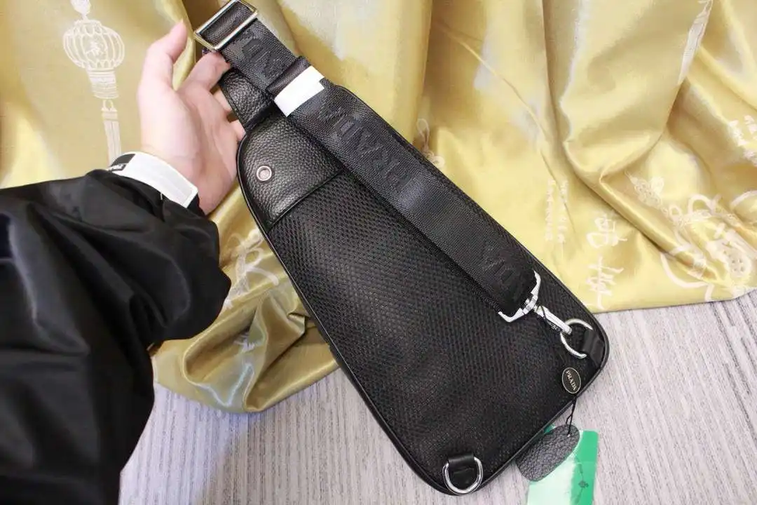 KK01850  (3).webp