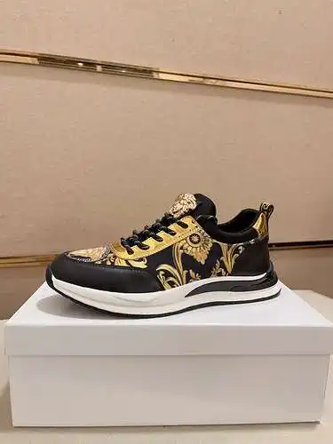 Zapatos de hombre Versace Código: 0327B40 Talla: 38-44