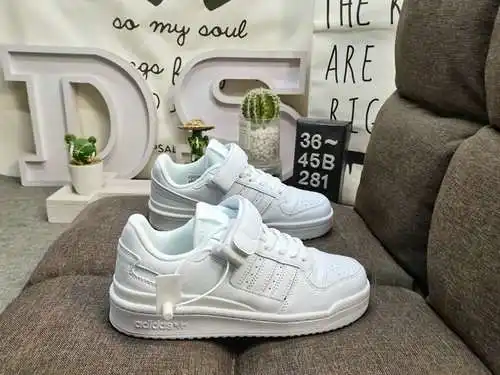 281DAdidas Forum 84 Zapatillas deportivas informales de moda, versátiles, de caña baja y caña baja. 