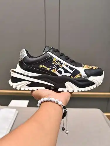 Zapatos de hombre Versace Código: 0328B90 Talla: 38-44 (45 personalizados)