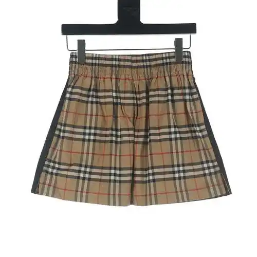 Burberry BBR classic plaid shorts black edges