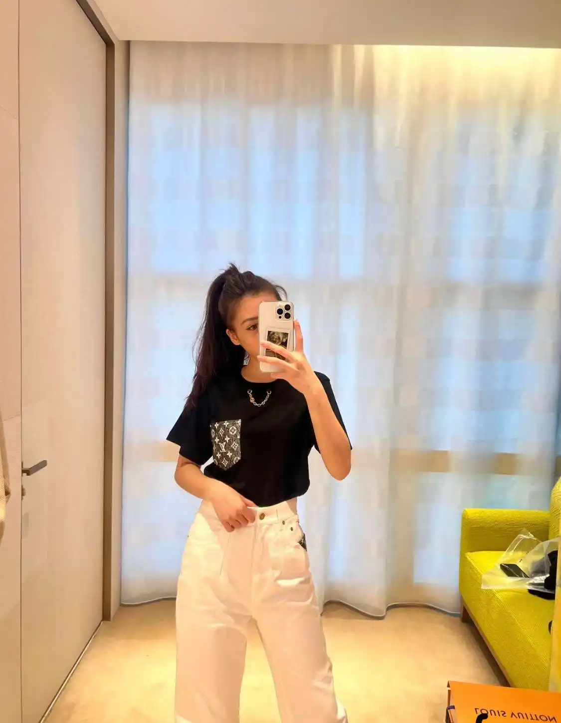 1711860628211.webp