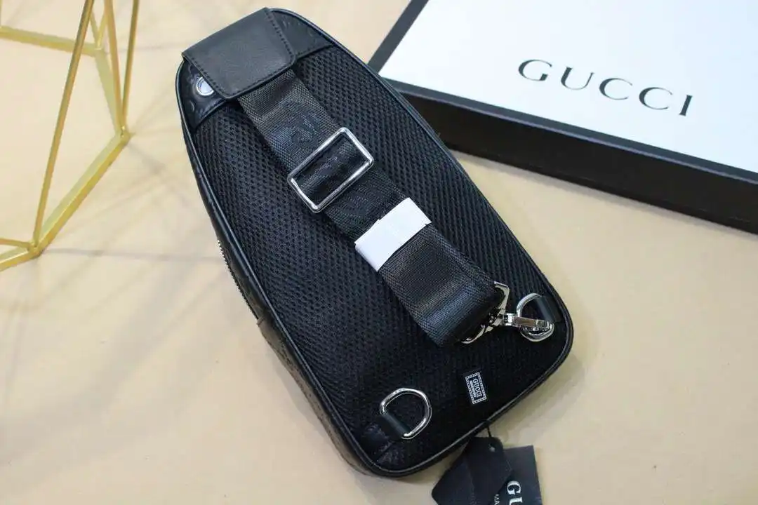 KK01850 (4).webp