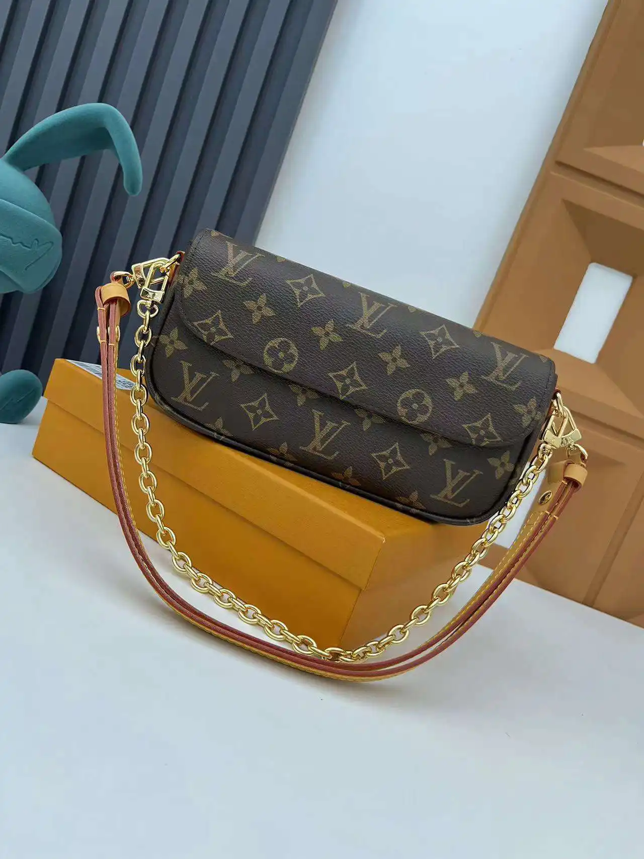 KK03250 (1).webp