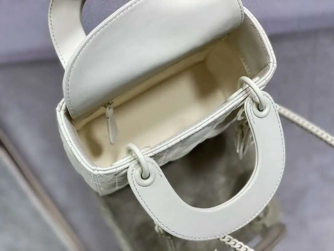 KK04850 (5).webp