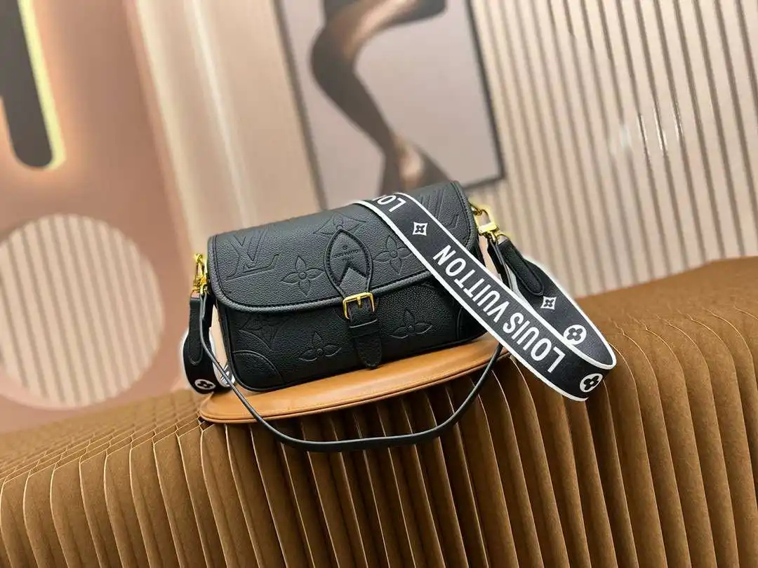 KK01850 (1).webp