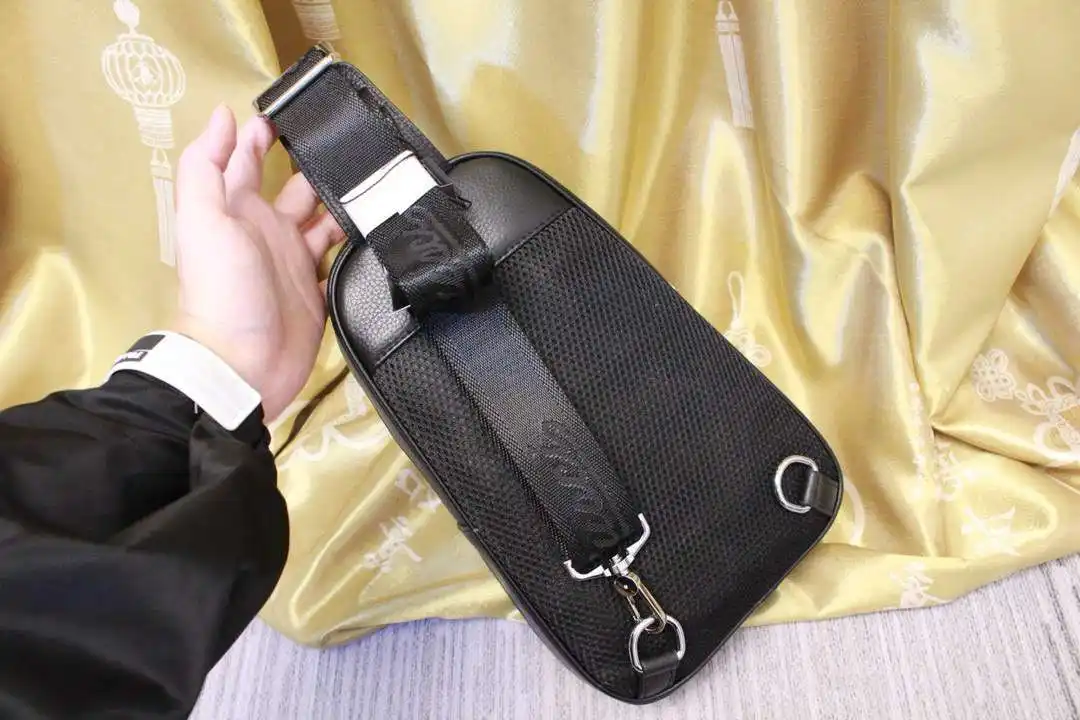 KK01850 (2).webp