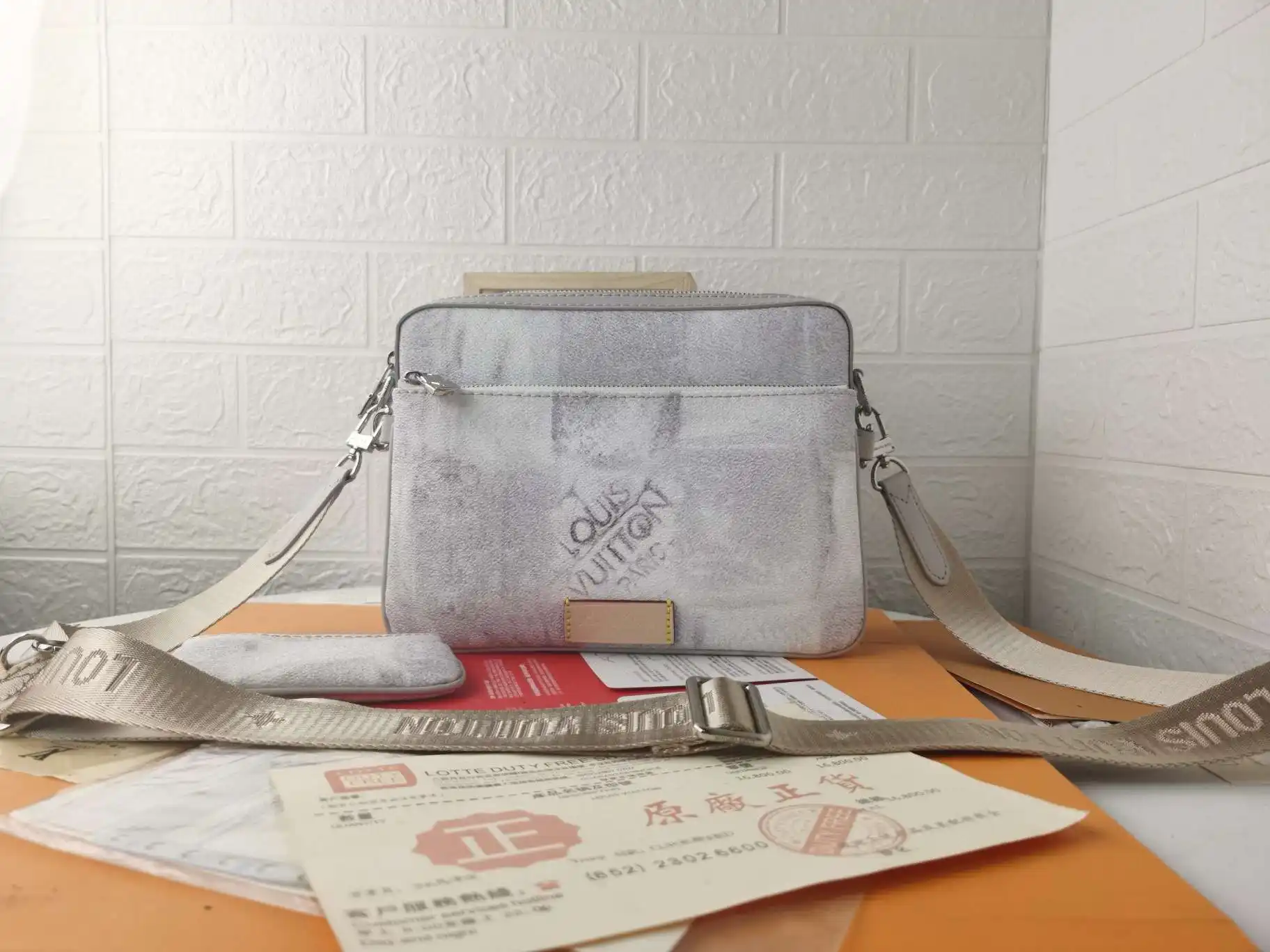 KK01850  (1).webp