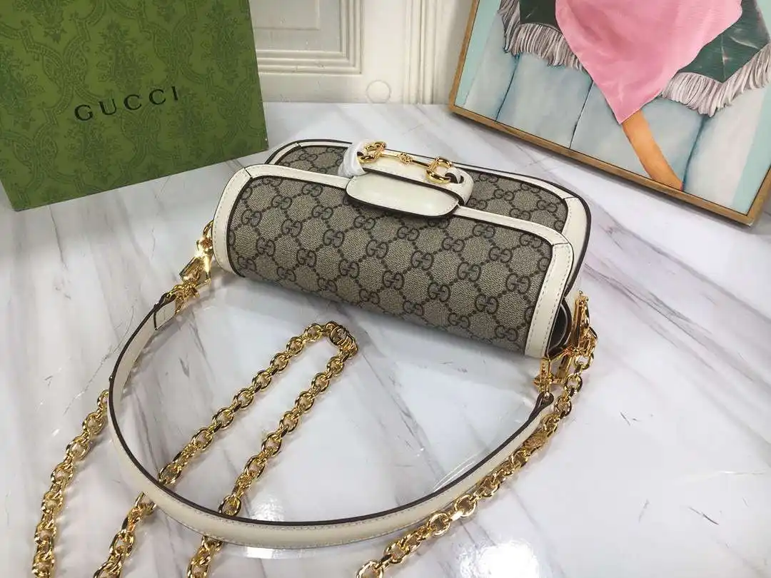 KK01950 (14).webp
