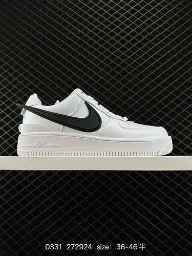 2 Nike Air Force Low Air Force 1 zapatillas deportivas informales, versátiles y de caña baja. La com