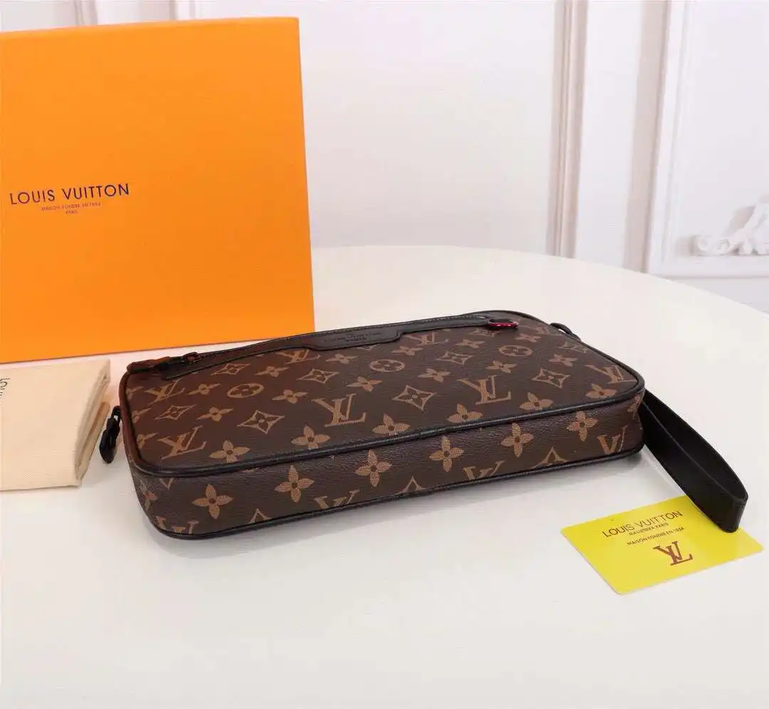 KK01550 (4).webp