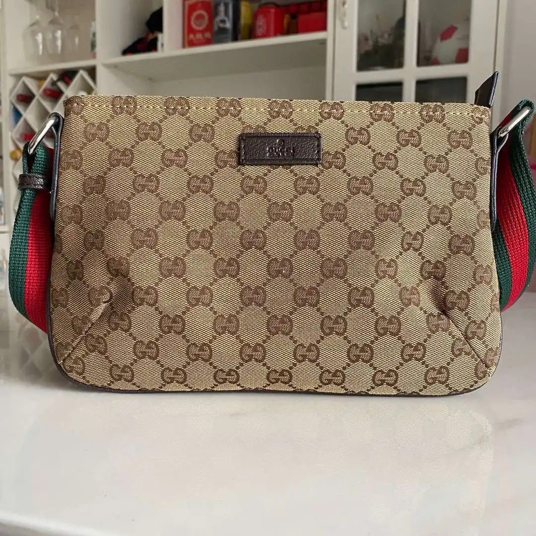 KK01750 (11).webp