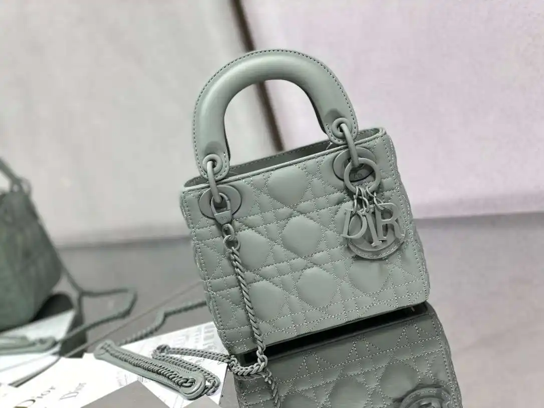 KK04850 (12).webp