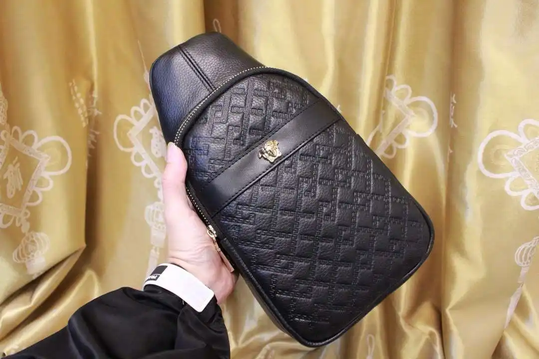 KK01850 (4).webp