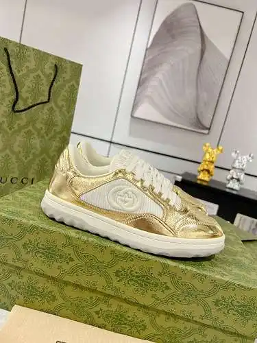 Zapatos GUCCI para hombre y mujer Código: 0325C60 Talla: 35-44