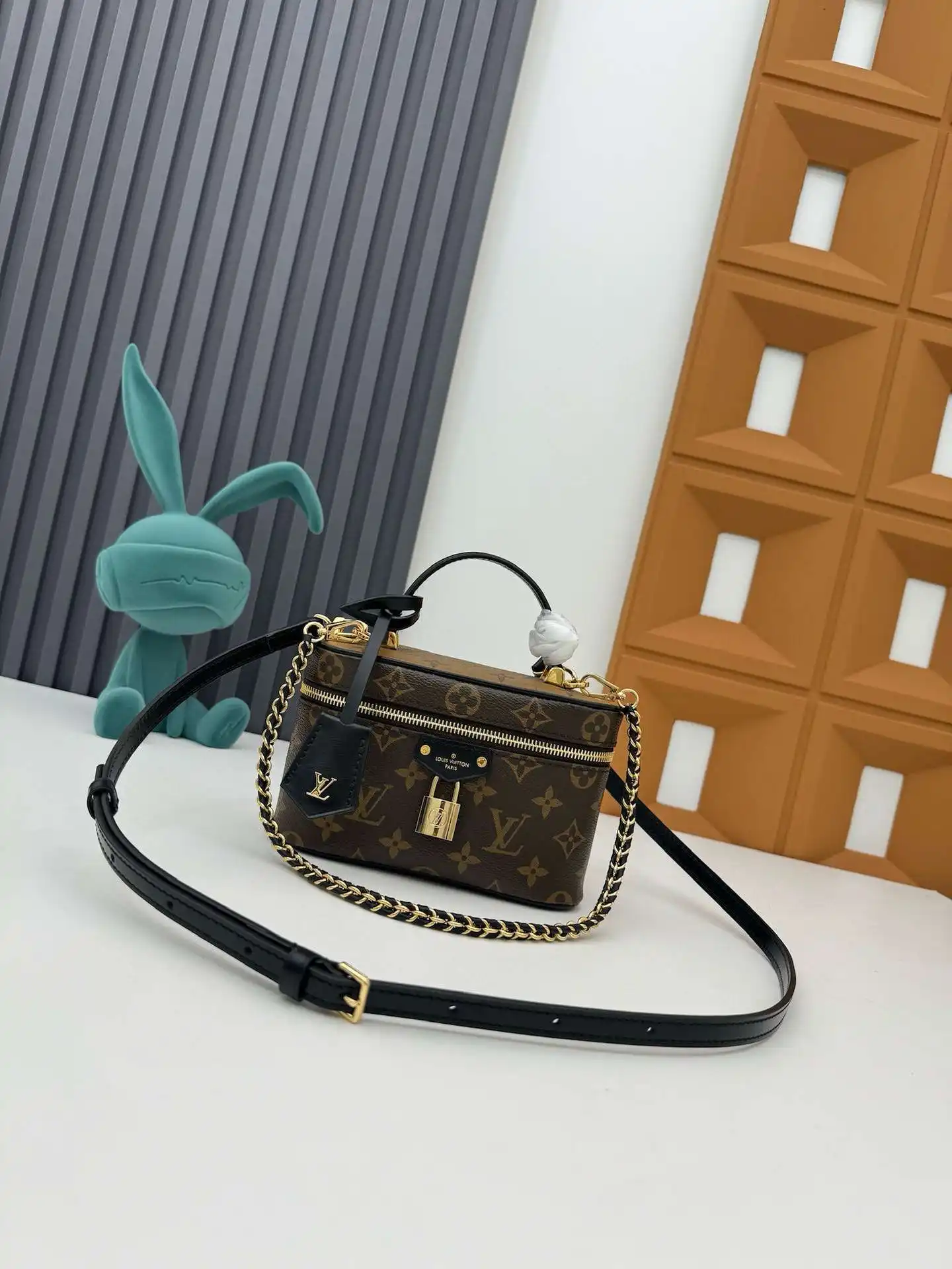 KK03850 (1).webp
