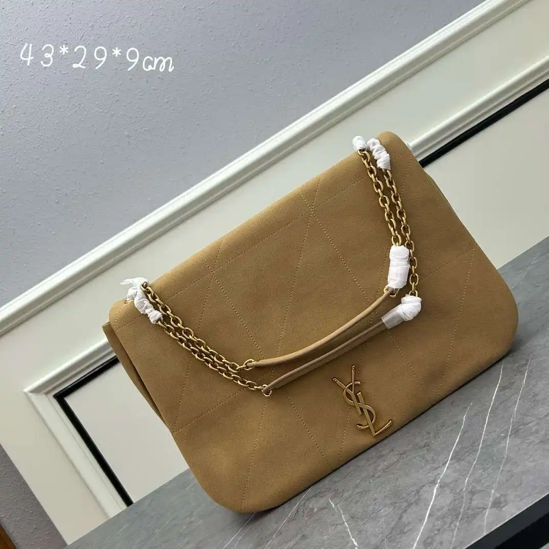 KK02950 (1).webp