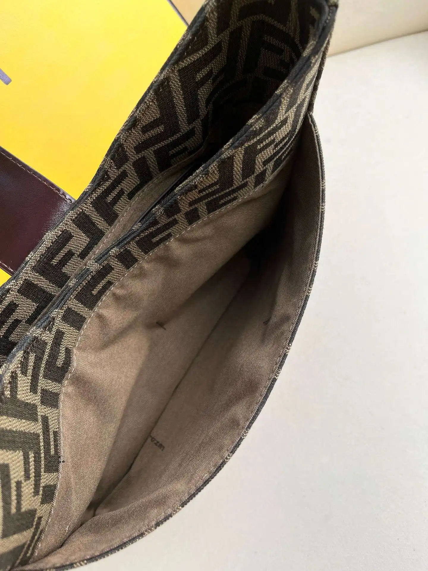 KK04250 (4).webp