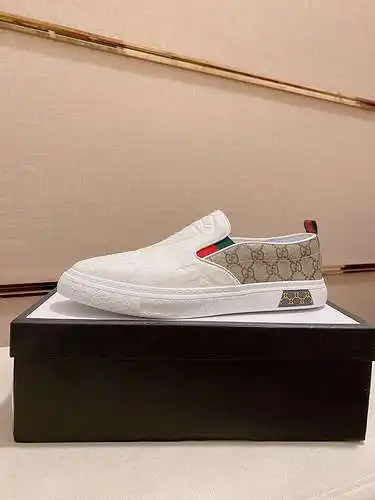Zapatos de hombre GUCCI Código: 0326B50 Talla: 38-44