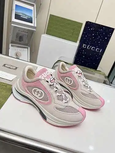 Zapatos GUCCI para hombre y mujer Código: 0325D50 Talla: Mujer: 35-40 (personalizado para mujer 40) 
