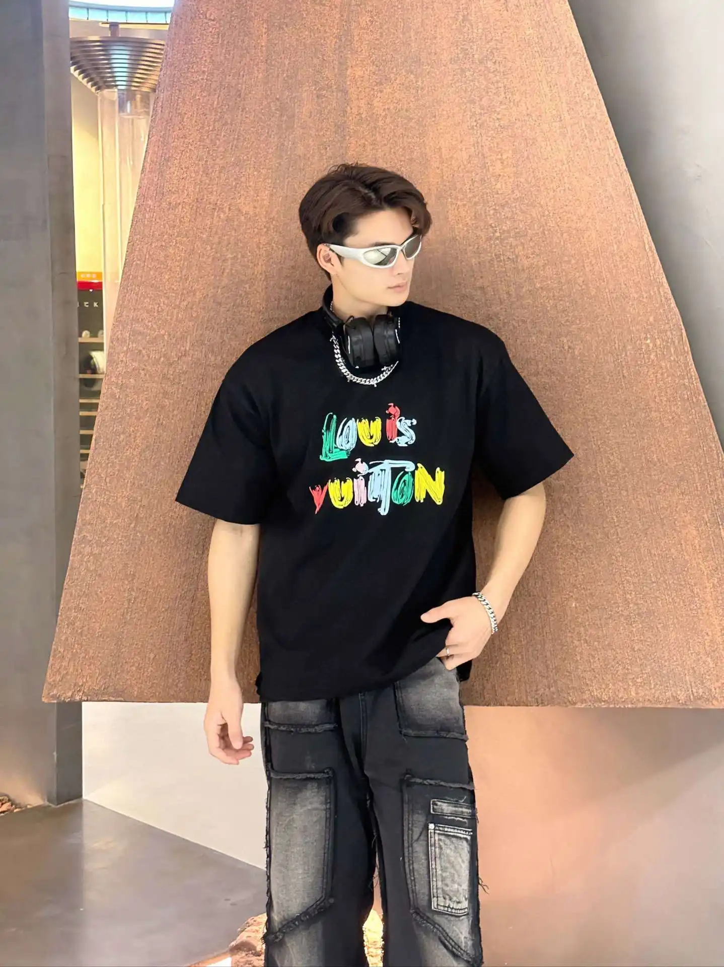 1711860358137.webp